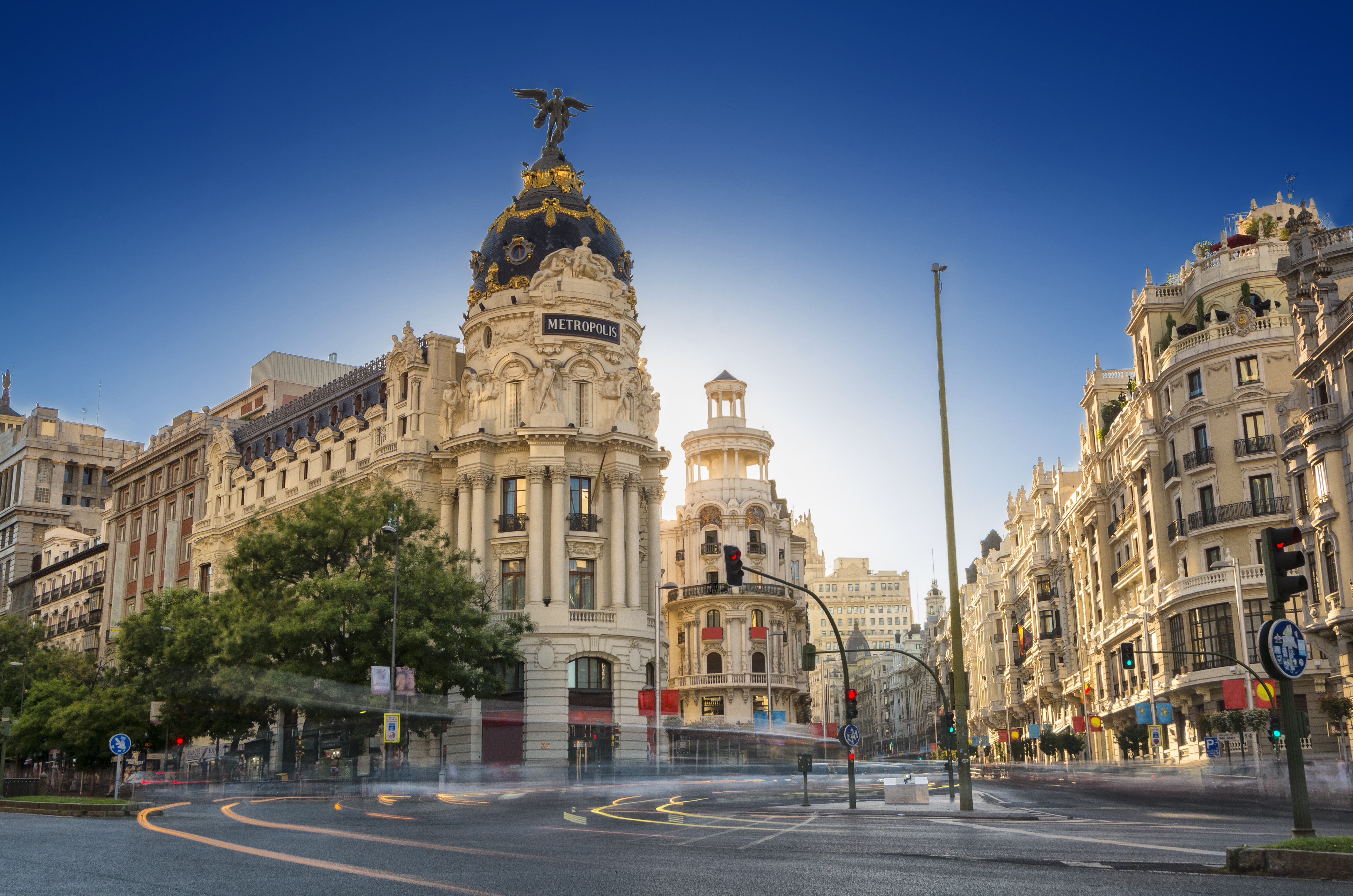 Edificio Metropolis sulla Gran Via a Madrid in Spagna