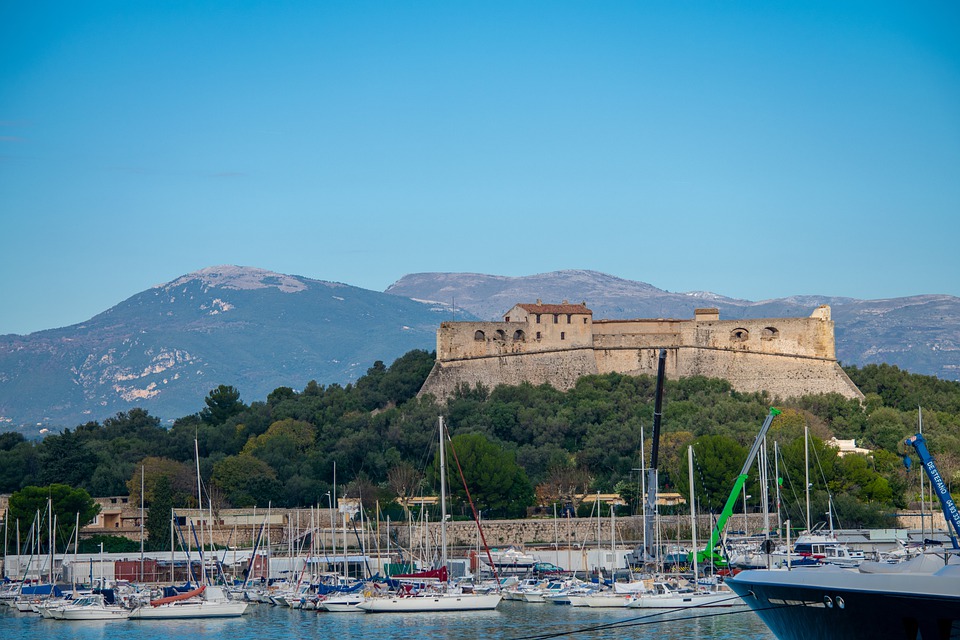 Le port d’Antibes