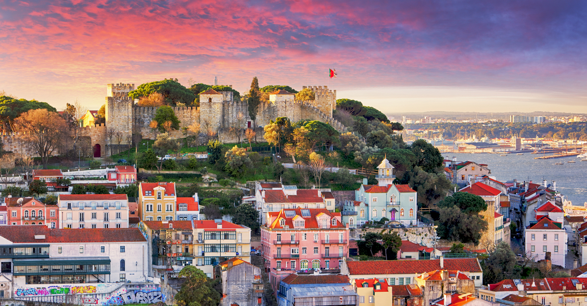 Lisbon: Skyline of Sao Jorge Castle.