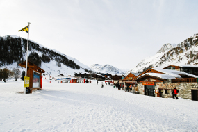 Skiing in Val d'Isère