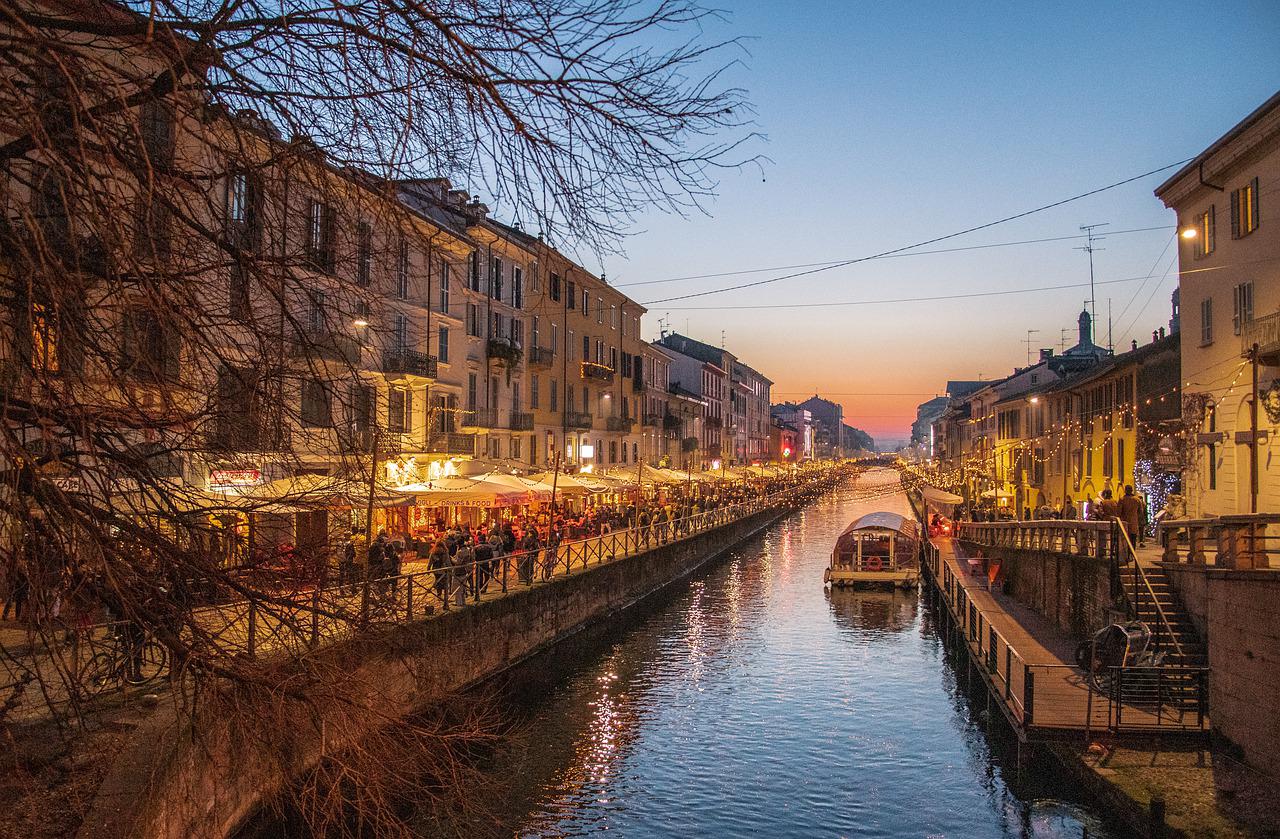 Vuelos de Malaga a Milan: Barrio de los Canales de Milan