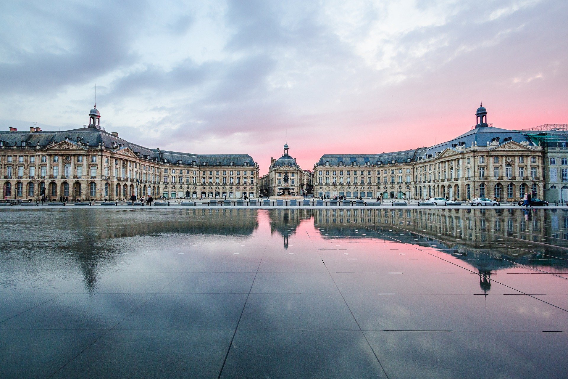 Aller-retour Paris-Bordeaux : Place de la Bourse