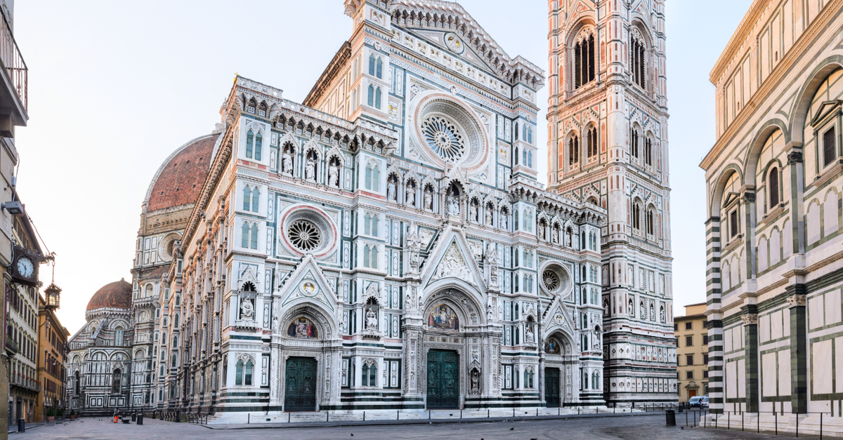 Façade de la cathédrale Santa Maria del Fiore à Florence.