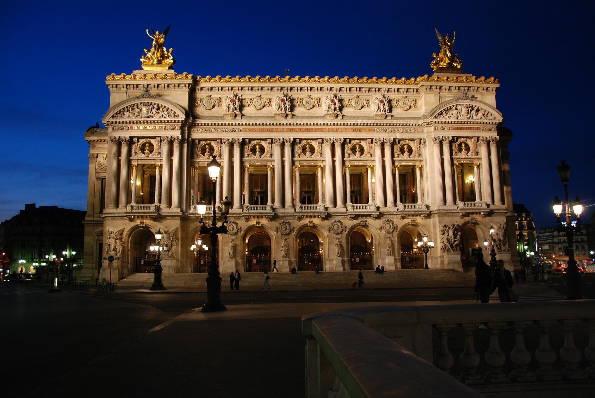 Billet Paris-Poitiers: l’Opera-Garnier, a Paris