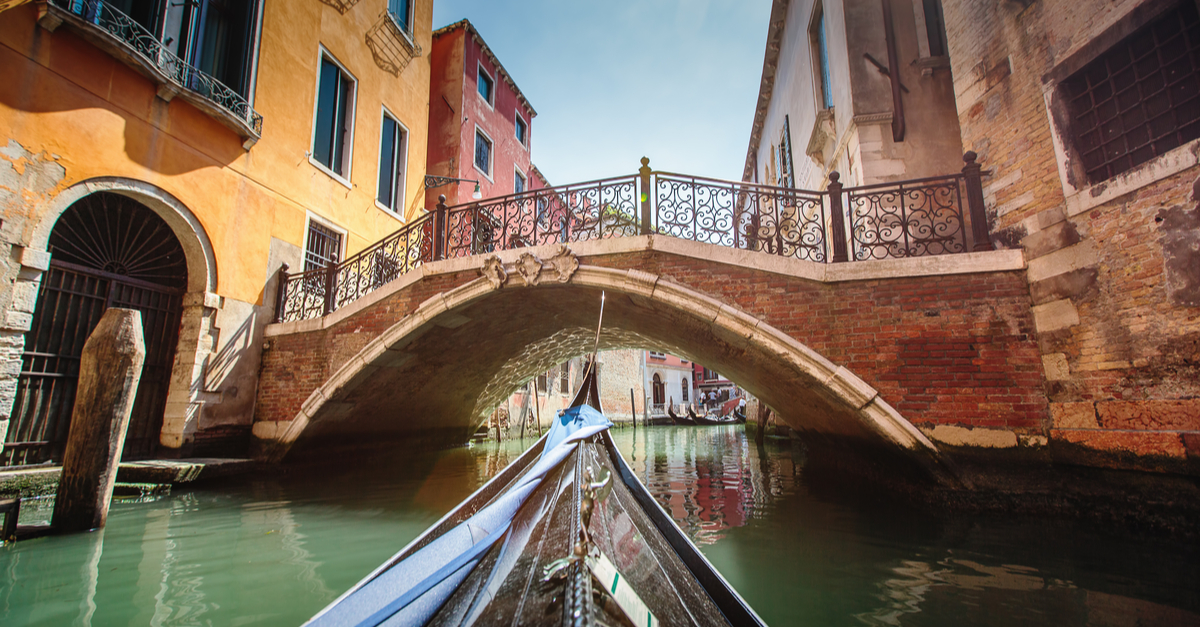 Une promenade en gondole à Venise.
