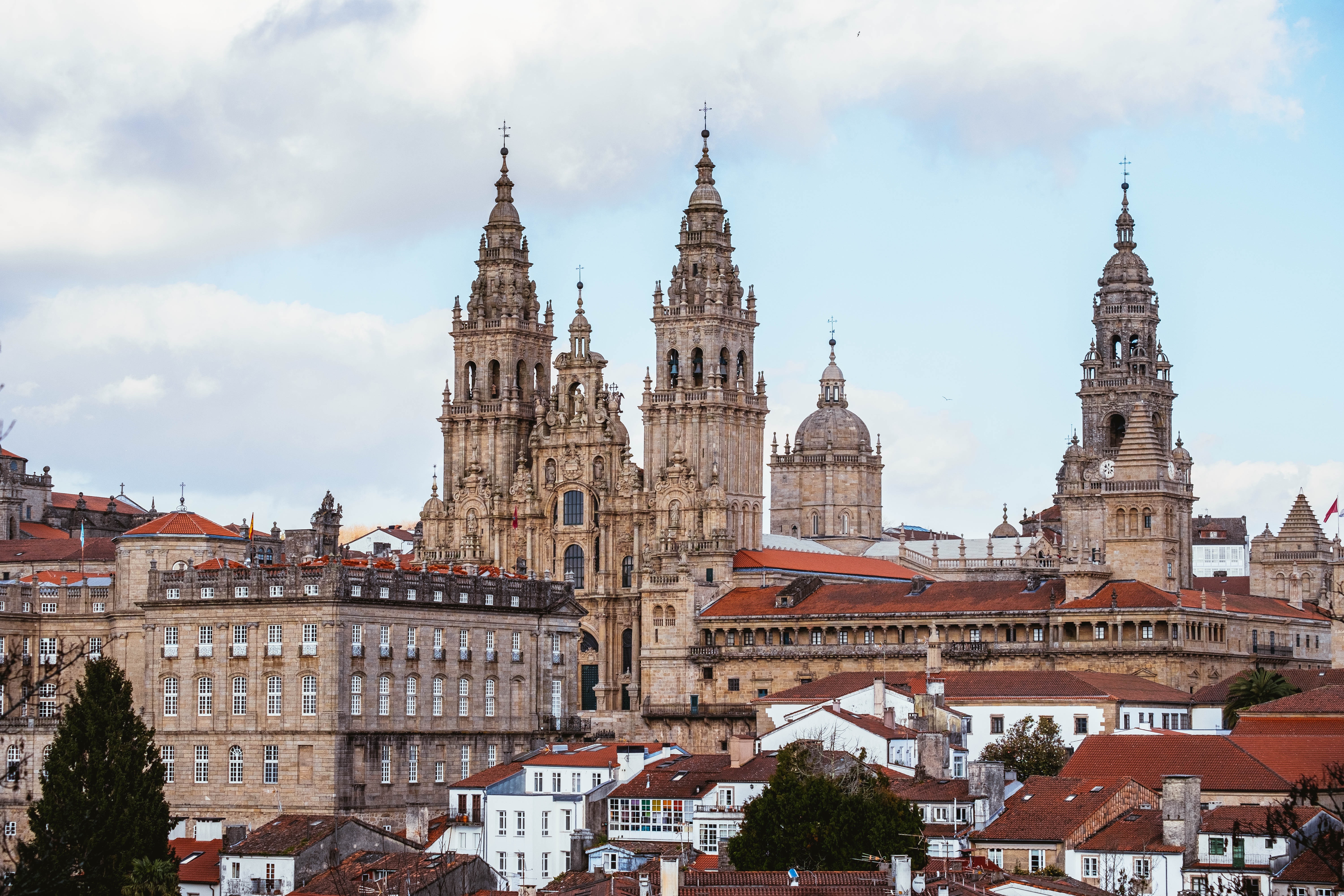 Vista panoramica de la Catedral de Santiago de Compostela