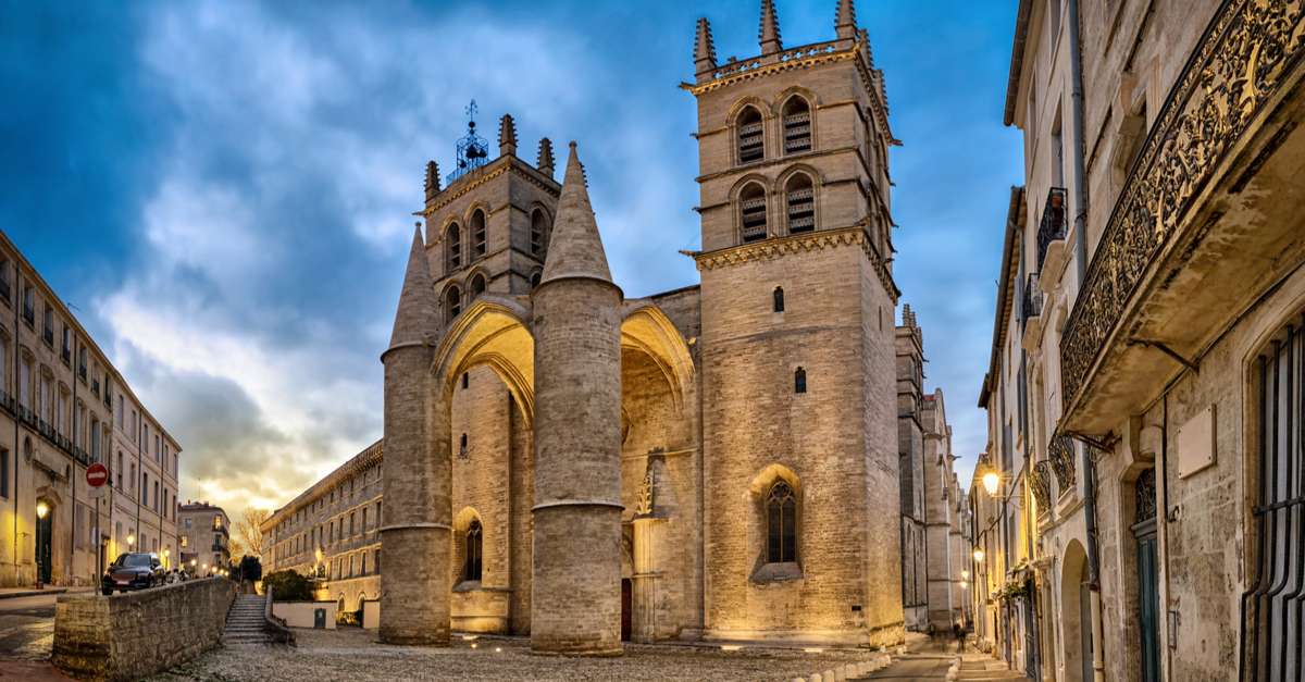 Kathedrale und Hauptplatz in Montpellier.