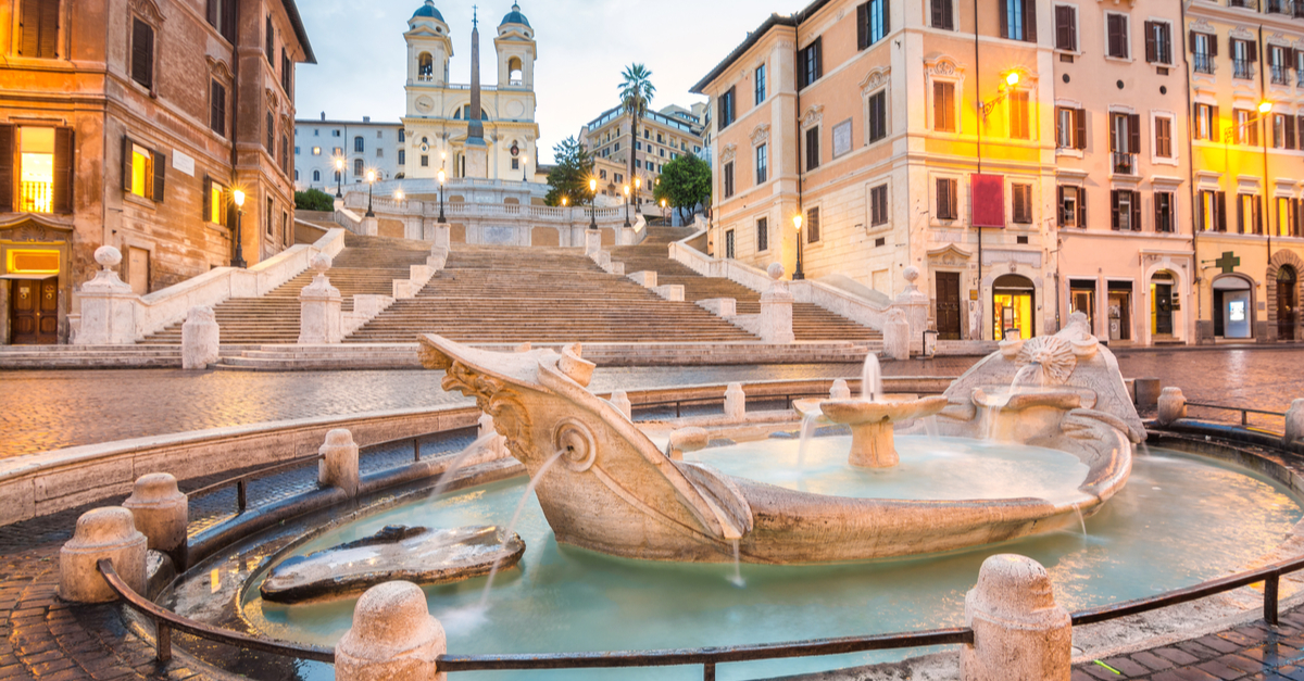 Staris spagnolo e fontana a Roma.