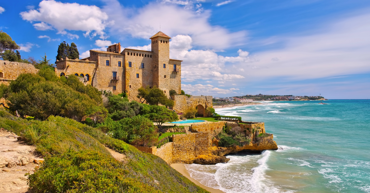 Château sur la plage de Tarragone.
