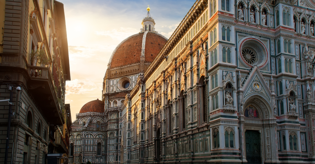 Travel from Florence city centre to Florence train station: duomo in Florence