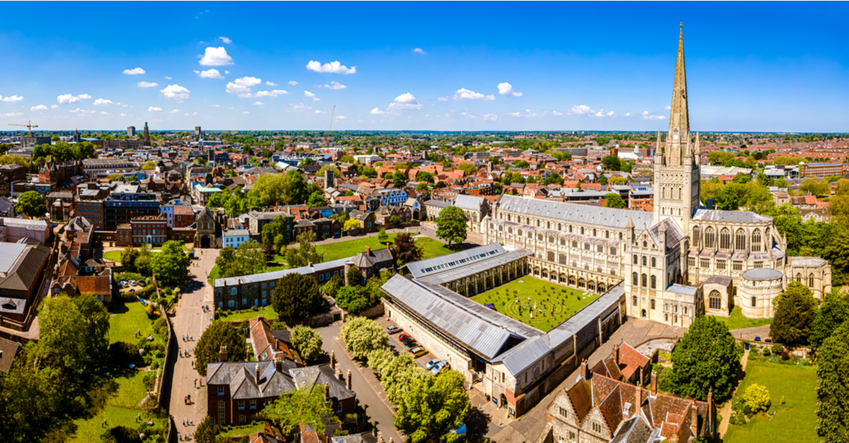 Norwich to London train tickets from 21 Train Times Omio